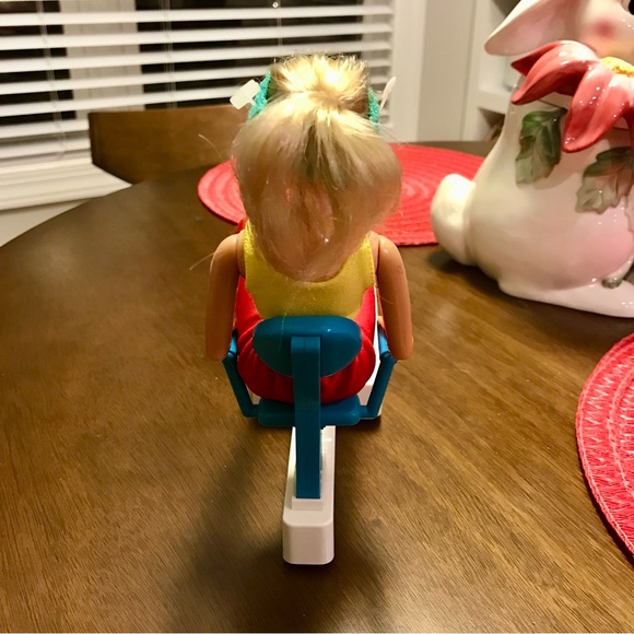 Vintage THE SUPER MODELS Keep Fit Cycling Machine Doll by Toy Concepts - Picture 5 of 15